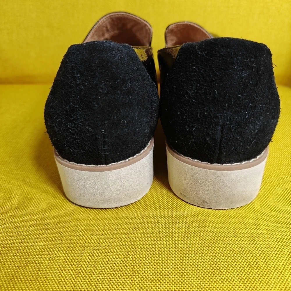 Vionic Kensley Slip On Loafer Black Lug Sole Arch Support Comfy Women's Size 9